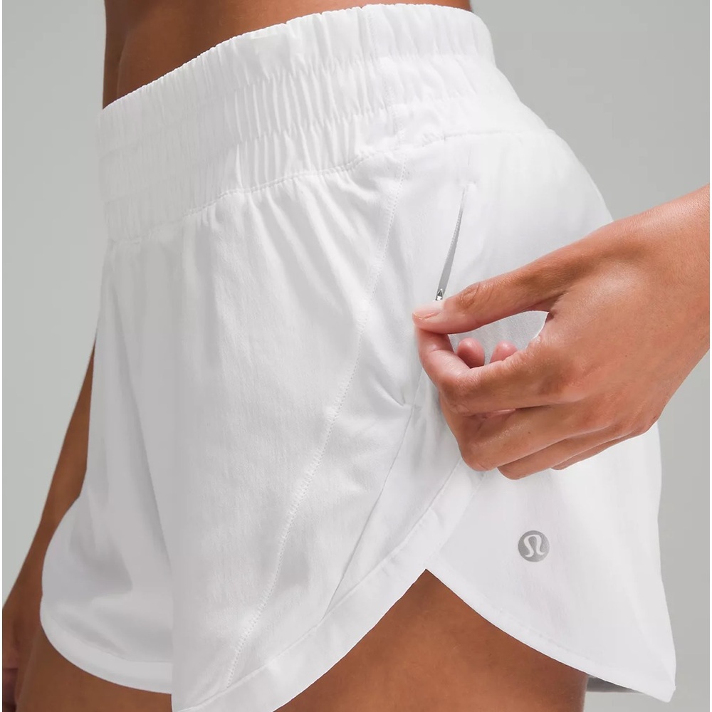 LULULEMON High Rise Shorts white size 0